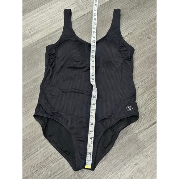 Hurley Black 1 Piece UPF 50+ Protection Ribbed Lined Texture Padded Top Swimsuit - Picture 6 of 9